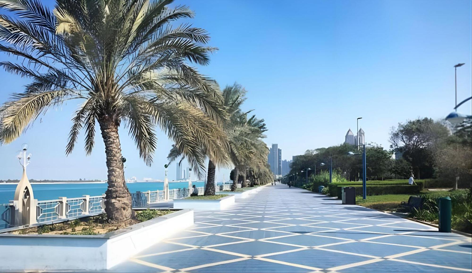Corniche Street - New Suave Abu Dhabi