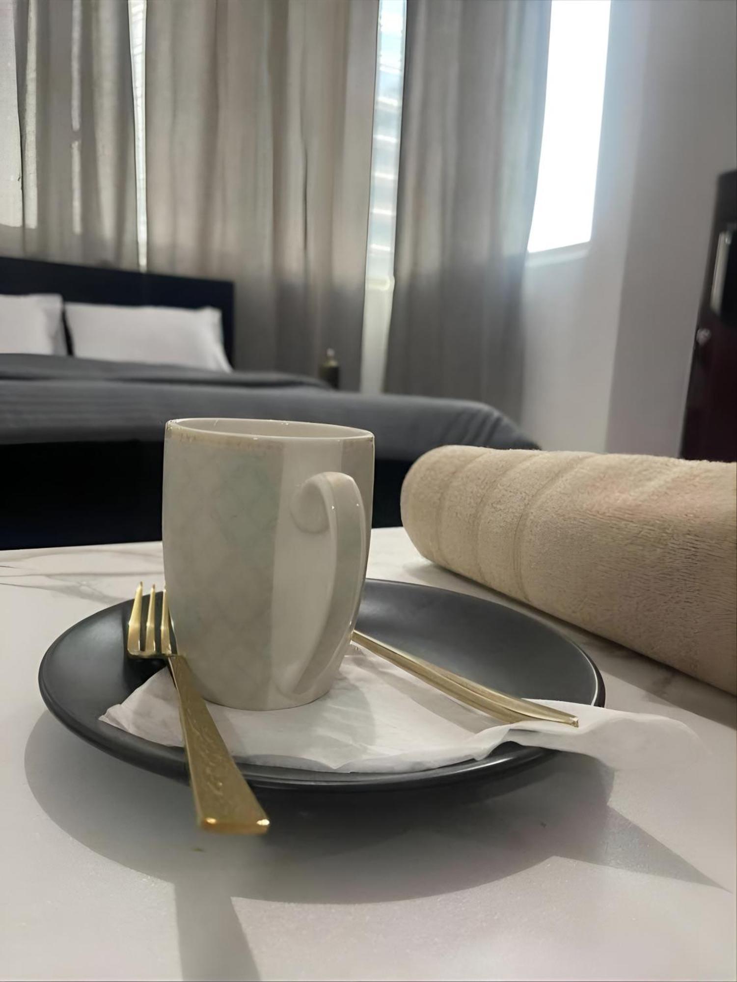 Corniche Street - New Suave