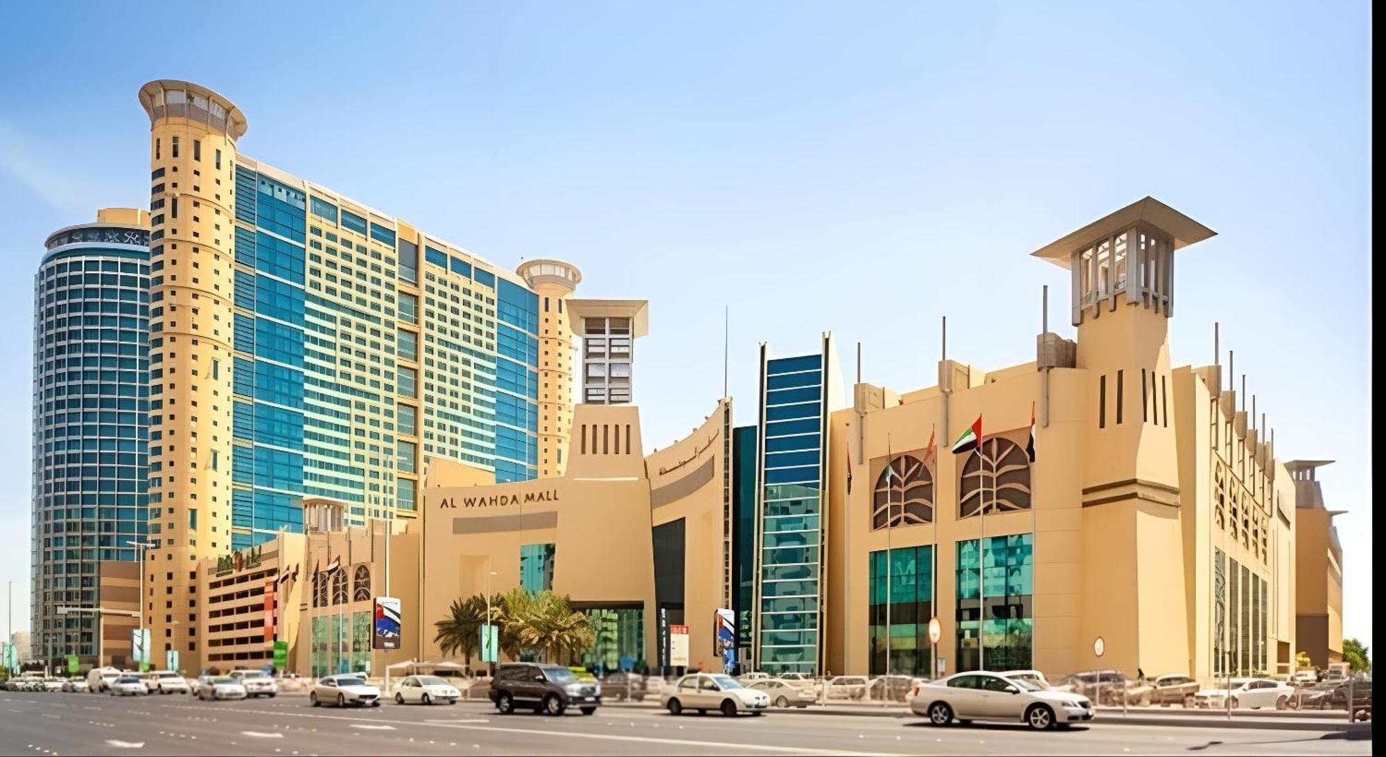 Corniche Street - New Suave