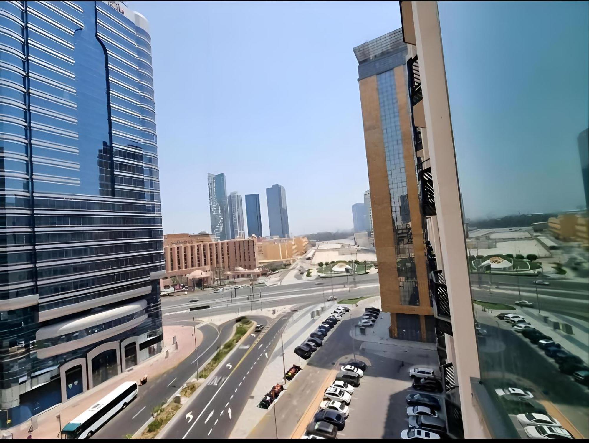 Hostel Corniche Street - New Suave *